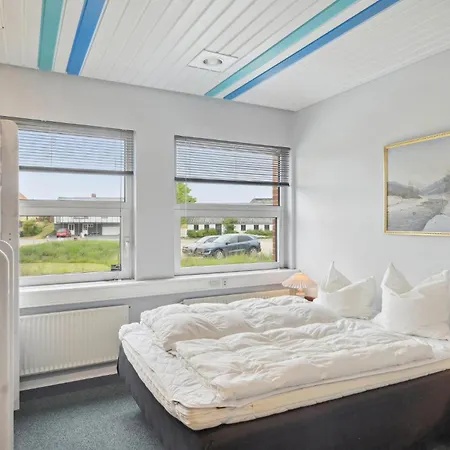 Feriehus Stunning In With Wifi Fur